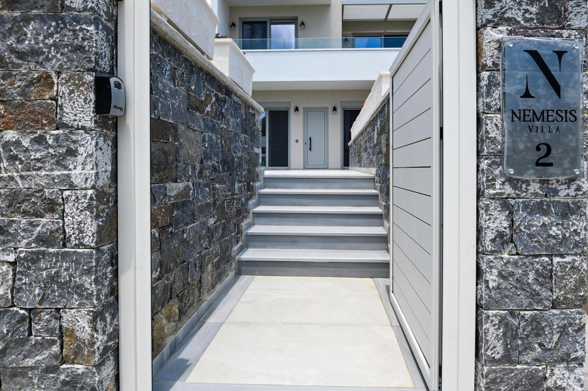 Nemesis Villas Плакиас Экстерьер фото
